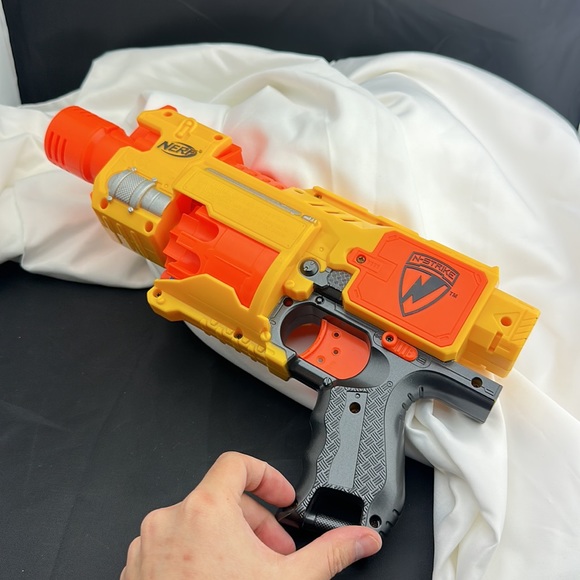 Nerf N-strike Barricade RV-10 - Picture 2 of 2